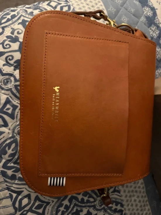 Meanwhile Back on the Farm Saddle purse - Picture 1 of 10